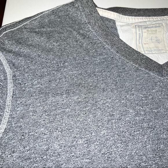 ALEXANDER JULIAN Mens Heather Gray V-Neck Pocket T-Shirt Size Large - Picture 9 of 12